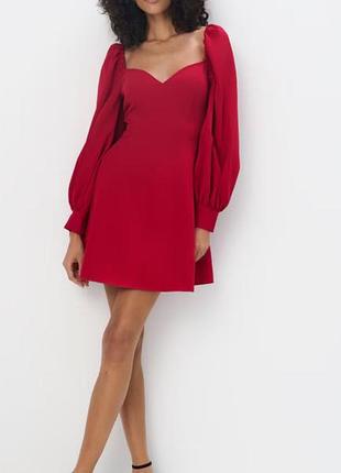 Сукня від mohito червоного кольору