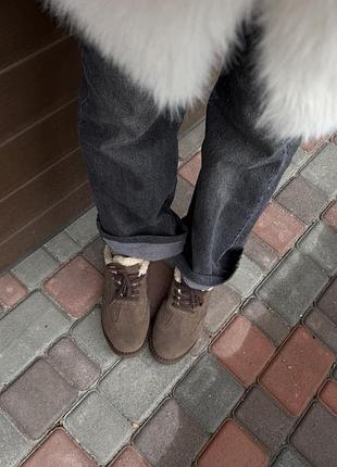 Кросівки жіночі, коричневі