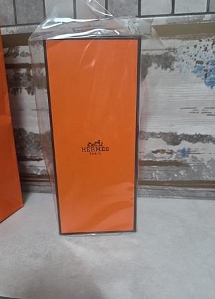 Оригінальний hermès rose ikebana (100 ml)

аромат повністю новий, розпакований лише для фото.
купувала для себе, але запах не зайшов