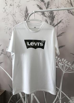 Біла футболка levi’s