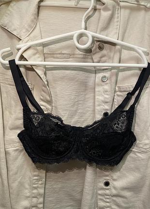 Бюстгальтер