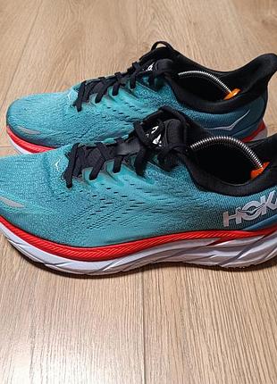 Кроссовки hoka