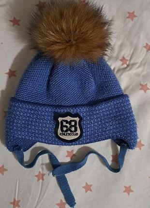 Шапка зимняя с помпоном. состояние хорошее.