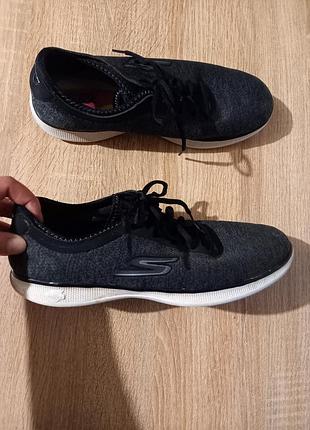 Кроссовки 39,5