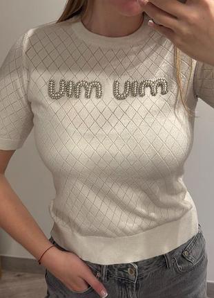 Футболка з написом