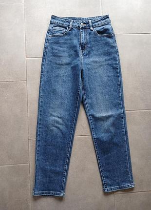 Италия стильные базовые джинсы