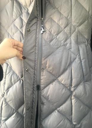 Мега-теплое длинное пальто-пуховик с шикарной опушкой из натуральной чернобурки3 фото