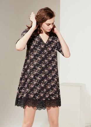 Прекрасное мини-платьем от claudie pierlot.