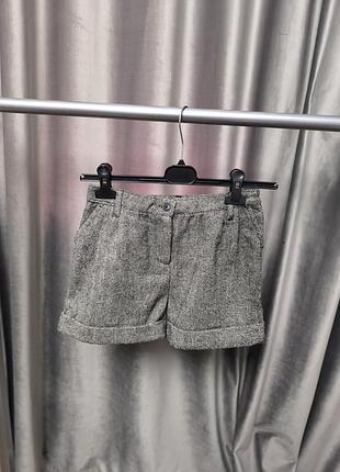 Стильные шерстяные шорты на девочку на рост 146