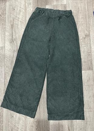 Укорочені штани палаццо