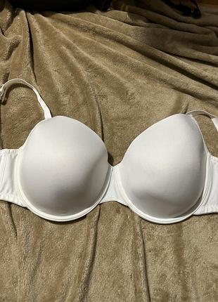 Бюстгалтер