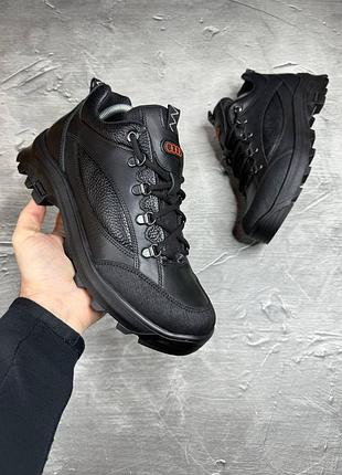 Мужские кроссовки черные натуральная кожа lp