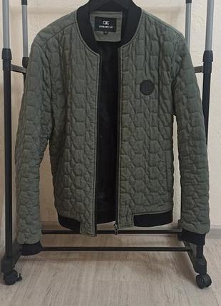 Куртка бомбер  осінь - весна
