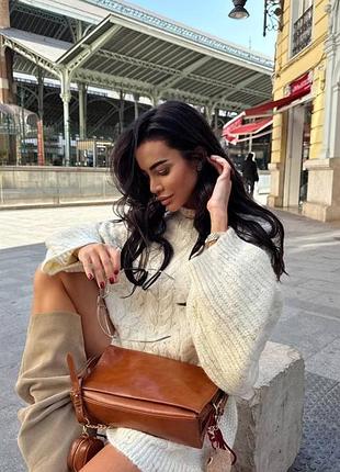 Вʼязаний молочний светр оверсайз