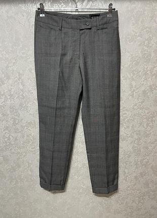 Класичні брюки укорочені брюки