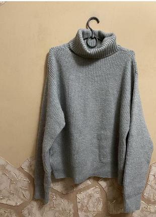 Свитер женский с шерстью