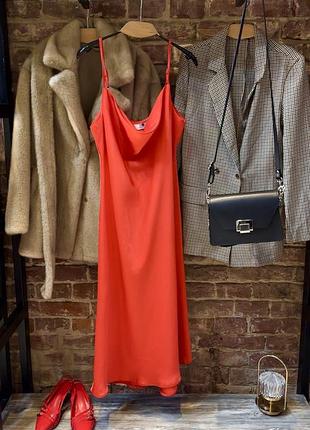 Плаття в білизняному стилі