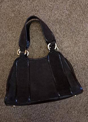 Замшевая сумочка betty jackson, натуральная замша, лакированная кожа