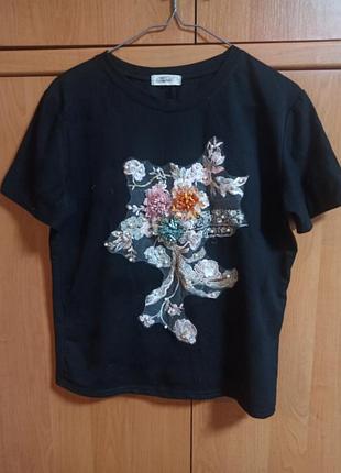 Футболка жіноча