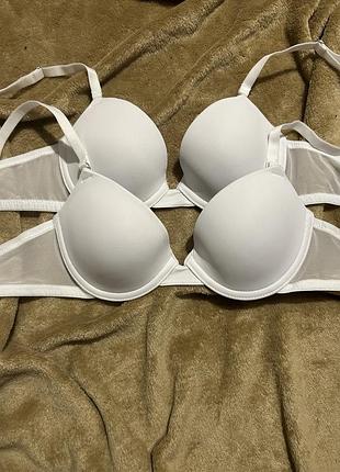 Бюстгалтер