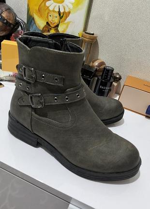 Фирменные турецкие женские ботинки polaris