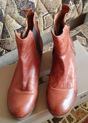 Ботинки из натуральной кожи