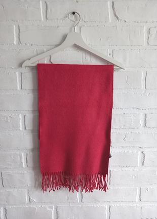 Красивый шарф из шелка giada