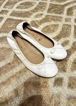 Шкіряні балетки tamaris 37