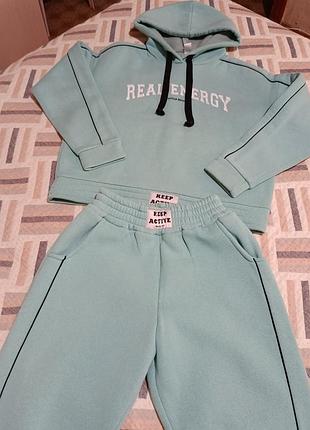 Спортивный костюм для девочки б/у