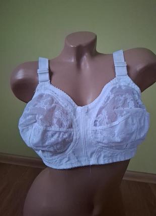 Бюстгальтер мягкий без косточки 85d