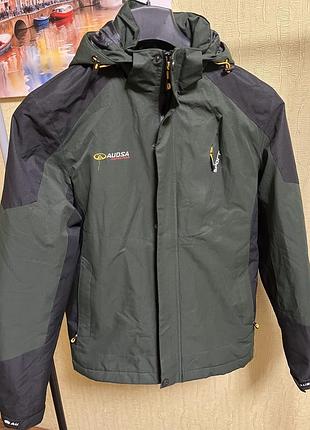 Осіння куртка