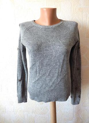 Віскозний джемпер з ангорою та стразами на рукавах