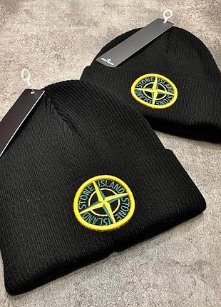 Шапка stone island черная с желто - зеленым круглым логотипом gu004 tsh2