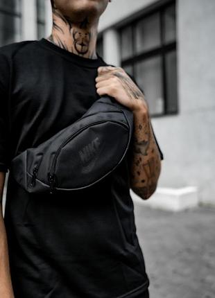 Бананка черная nike (накатка) tsh2