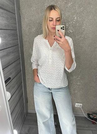 Біла сорочка з перфорацією розмір m-l