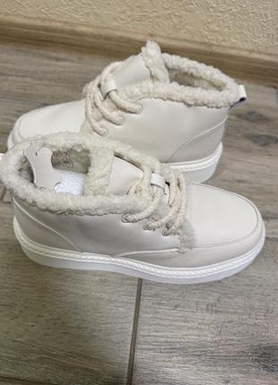 Шкіряні жіночі черевики зима