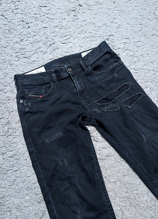 Джинсы diesel thommer slim skinny, size w30l30, состояние отличное, рвань не сквозная, полупояс 41-42 бежевое 49 длина 99 посадка 26/34, хорошо тянется
