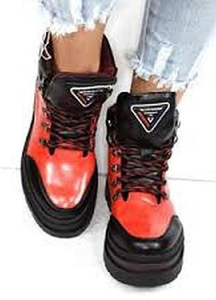 Ботинки кожа размер 39 деми теплые 700 гр черные сапоги  стелька 25-25.5 см