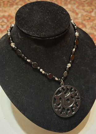 Стильное украшение на шею от бренда cecil, нитевичка!