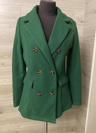 Гарний піджак двобортний зелений фліс с8