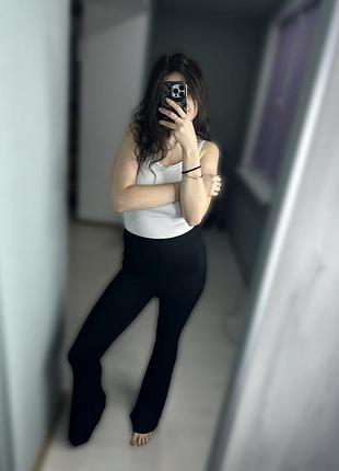 Лосини від boohoo з високою посадкою — ідеальні для комфортних та стильних образів 🖤