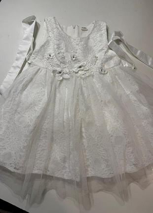 Продам роскошное белоснежное платье для маленькой принцессы