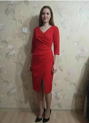 Платье новое красное
