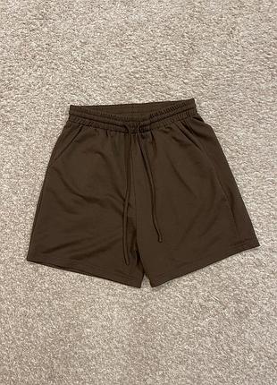 Спортивні шорти