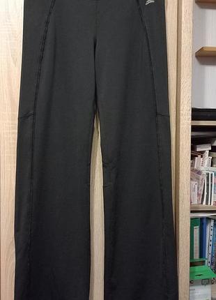 Спортивные брюки / брюки женские adidas. размер м-l.