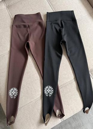 Брендові жіночі утеплені лосіни хром хартс зі штрипсами