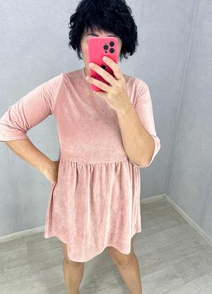 Гарна велюрова сукня плаття