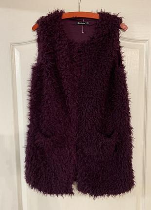 Жилетка stradivarius