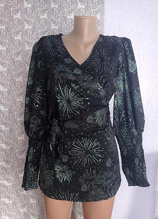 Женская блуза на запах от бренда simply be.