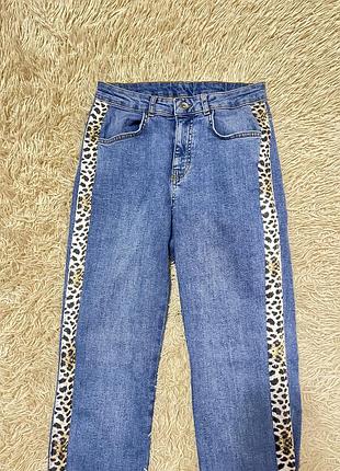 Джинси сині скіні прямі з леопардовими вставками